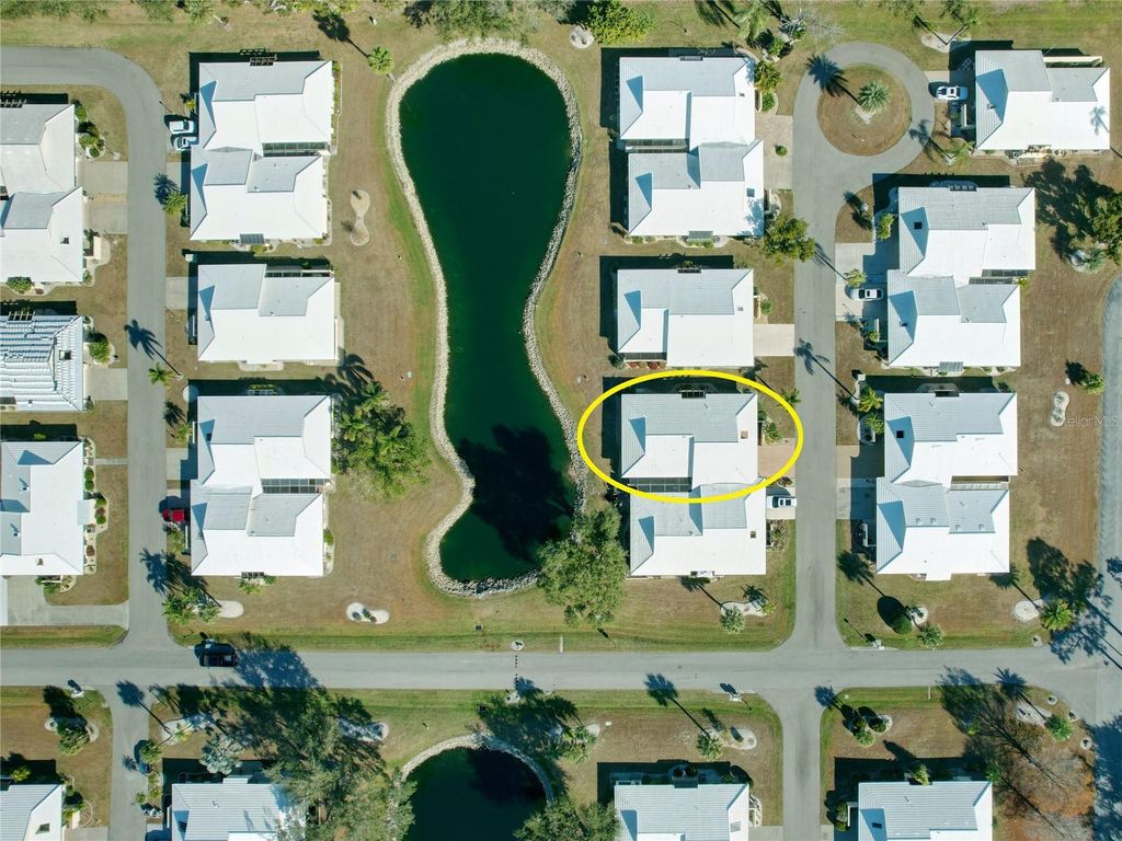 Image 34 of property listing at 137 DRIFTING SANDS DRIVE, Venice, FL 34293