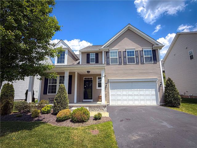 4006 Fieldcrest Dr, South Fayette, PA 15017