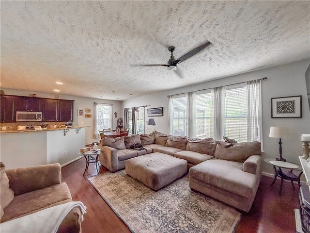 4006 Fieldcrest Dr, South Fayette, PA 15017