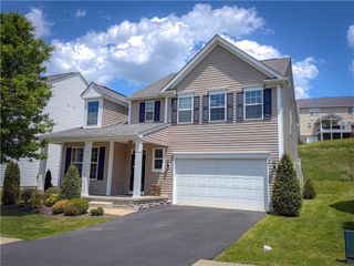 4006 Fieldcrest Dr, South Fayette, PA 15017
