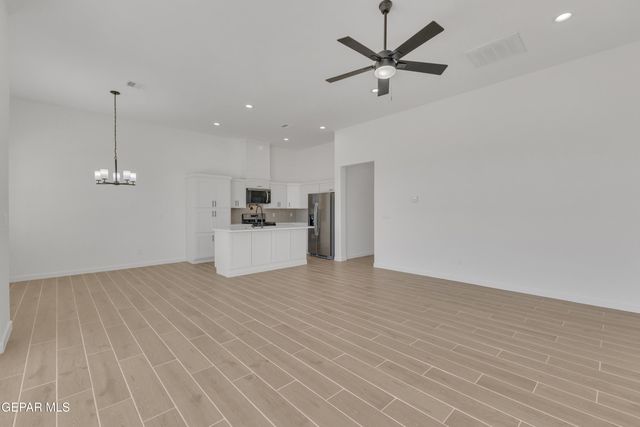 12716 MIDDLESBROUGH Avenue, Horizon City, TX 79928
