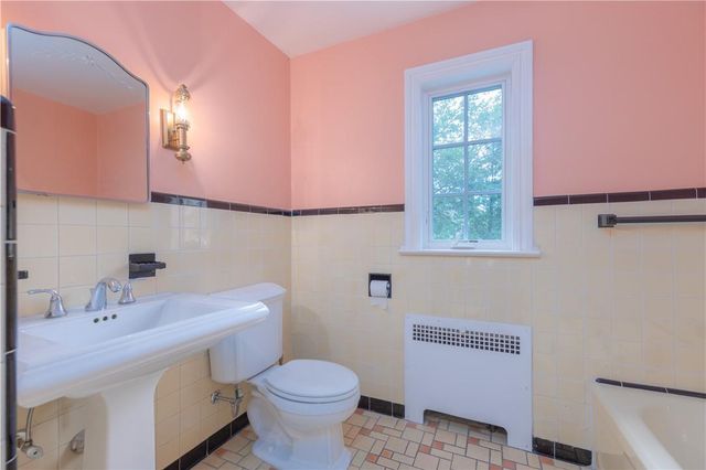25 Eastfield Road, Mount Vernon, NY 10552