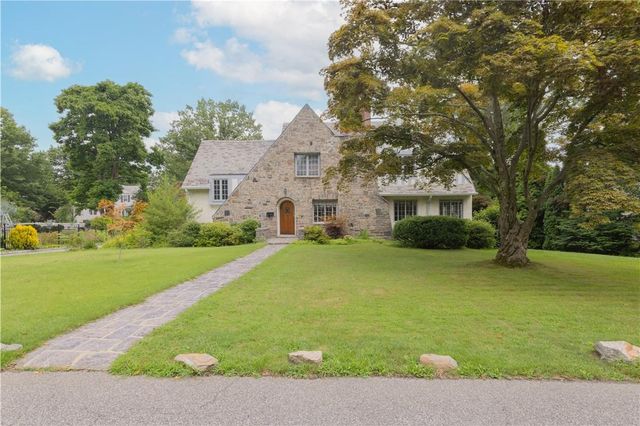25 Eastfield Road, Mount Vernon, NY 10552