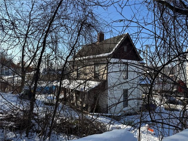 311 Shadyside St, New Castle, PA 16101