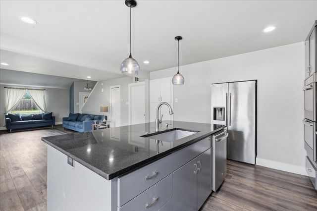 3611 Luallen Drive, Carrollton, TX 75007