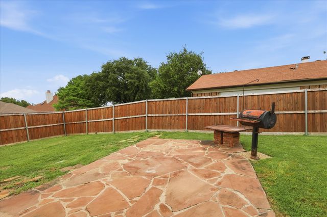 3611 Luallen Drive, Carrollton, TX 75007