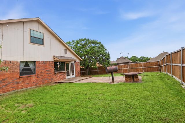 3611 Luallen Drive, Carrollton, TX 75007