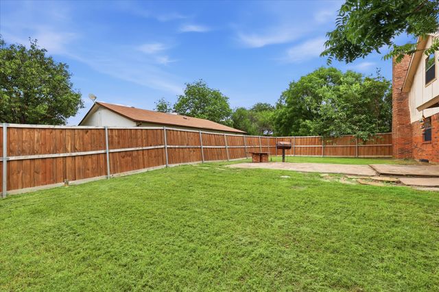 3611 Luallen Drive, Carrollton, TX 75007