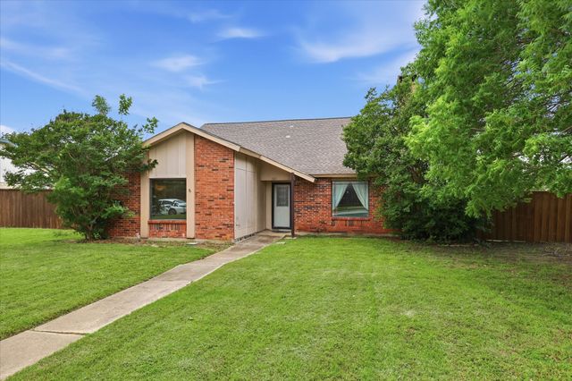 3611 Luallen Drive, Carrollton, TX 75007