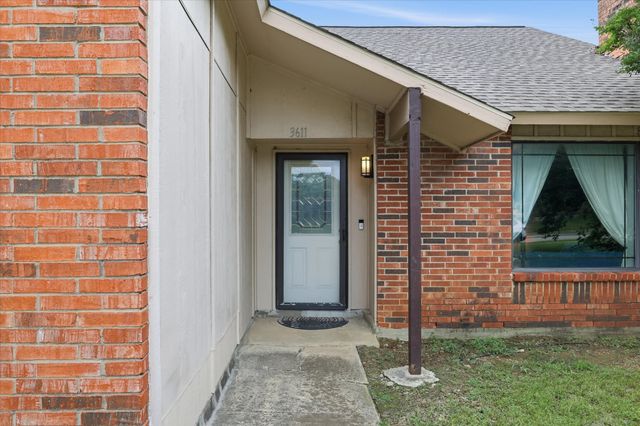 3611 Luallen Drive, Carrollton, TX 75007