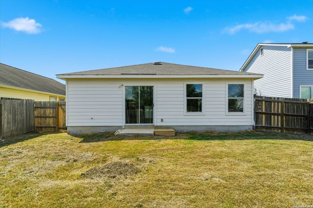 7422 Copper Cliff, Converse, TX 78109