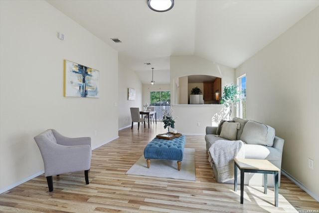 7422 Copper Cliff, Converse, TX 78109