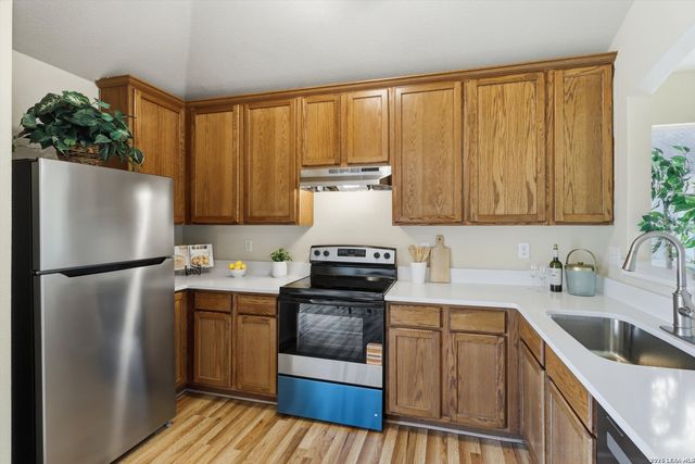 7422 Copper Cliff, Converse, TX 78109