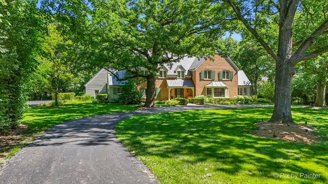 1986 Camphill Circle, Inverness, IL 60067