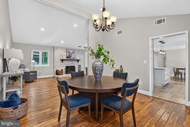 6273 OCCOQUAN FOREST DR, Manassas, VA 20112
