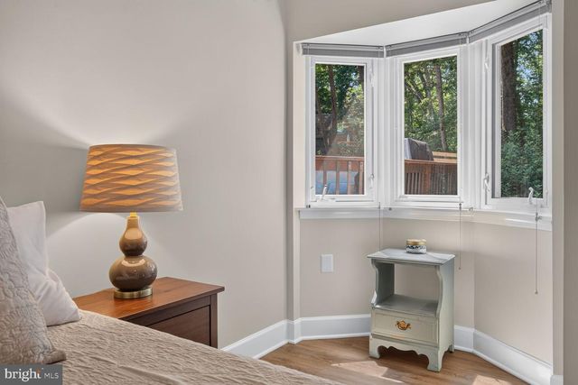 6273 OCCOQUAN FOREST DR, Manassas, VA 20112