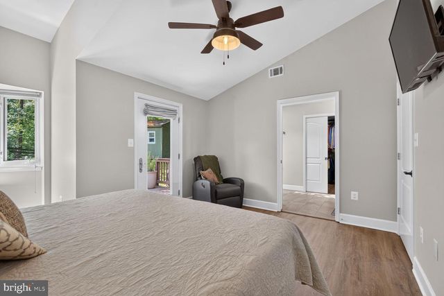 6273 OCCOQUAN FOREST DR, Manassas, VA 20112