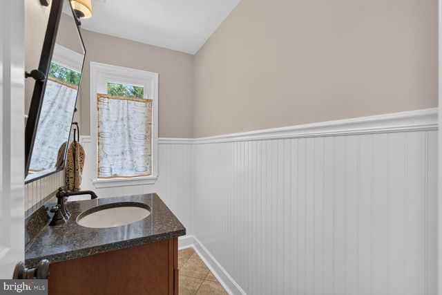 6273 OCCOQUAN FOREST DR, Manassas, VA 20112