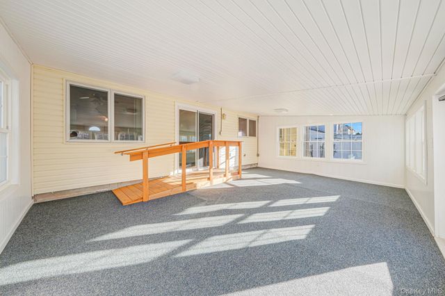 139 Tarpon Avenue, Medford, NY 11763