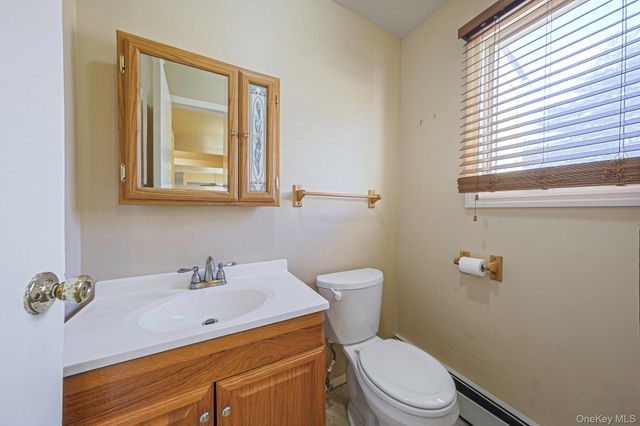 139 Tarpon Avenue, Medford, NY 11763