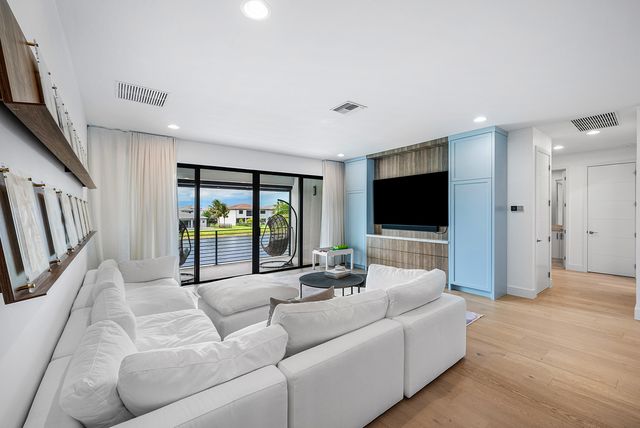 17099 Watersprite Lakes Road, Boca Raton, FL 33496