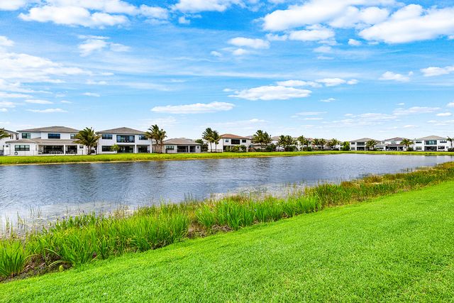 17099 Watersprite Lakes Road, Boca Raton, FL 33496