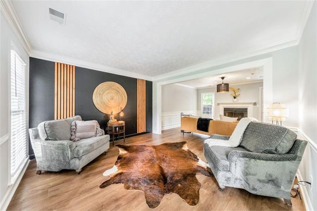4929 Willow Creek Drive, Woodstock, GA 30188