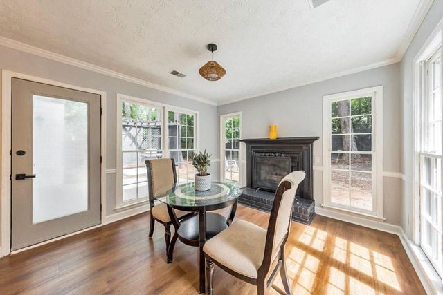 4929 Willow Creek Drive, Woodstock, GA 30188