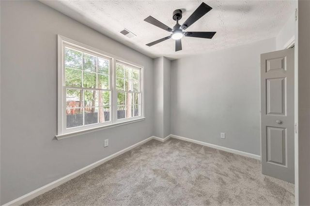 4929 Willow Creek Drive, Woodstock, GA 30188