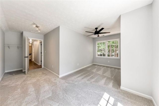 4929 Willow Creek Drive, Woodstock, GA 30188