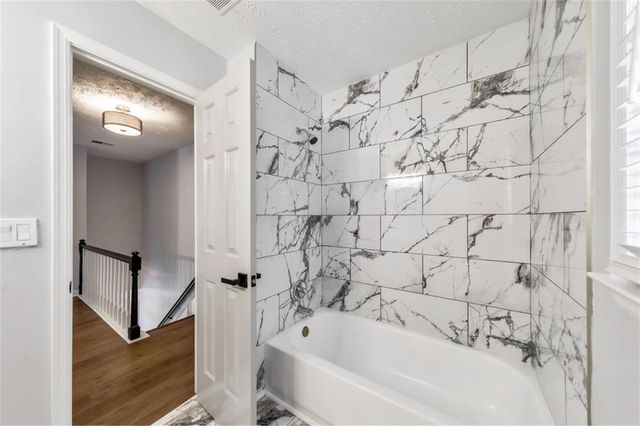 4929 Willow Creek Drive, Woodstock, GA 30188