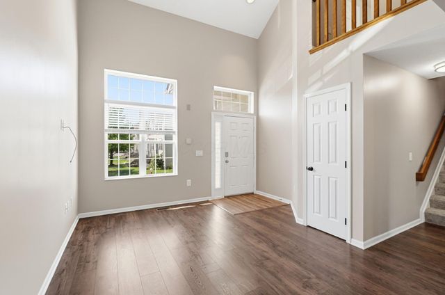 6940 Churchill Downs Drive, 40, New Albany, OH 43054