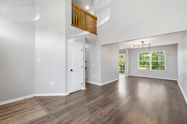 6940 Churchill Downs Drive, 40, New Albany, OH 43054
