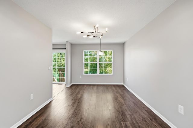 6940 Churchill Downs Drive, 40, New Albany, OH 43054