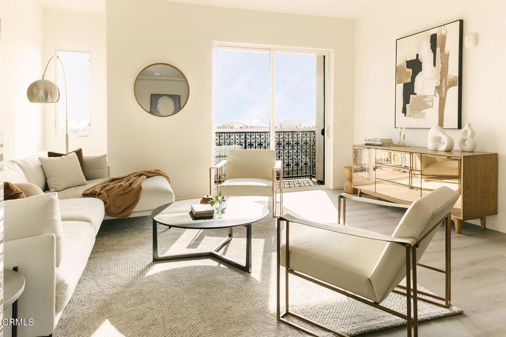 Image 54 of property listing at 124 W Colorado Street 301, Glendale, CA 91204