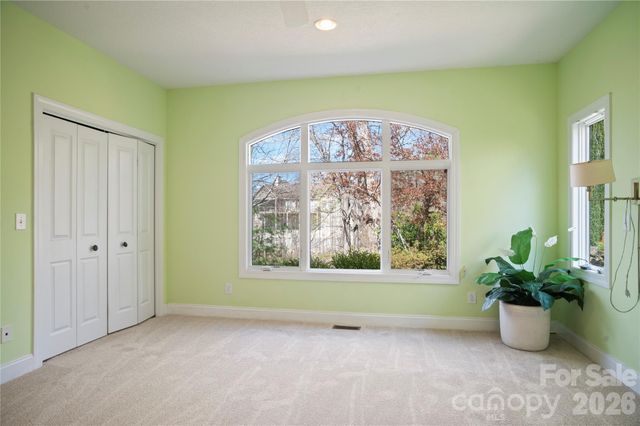 84 Deep Valley Lane, Hendersonville, NC 28791