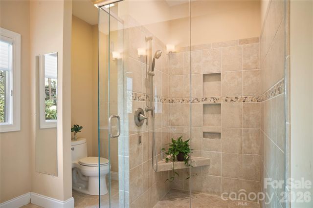 84 Deep Valley Lane, Hendersonville, NC 28791