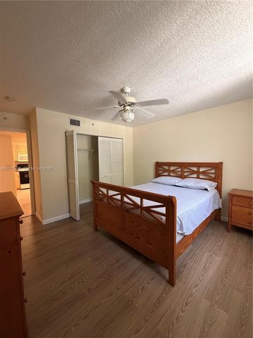 619 E Sheridan Street 105, Dania Beach, FL 33004