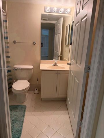 619 E Sheridan Street 105, Dania Beach, FL 33004