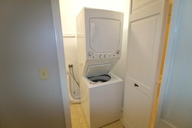 21 Pleasant St B, Merrimac, MA 01860