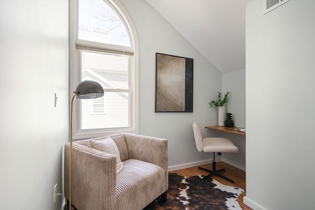 31 Harrison St B, Boston, MA 02131