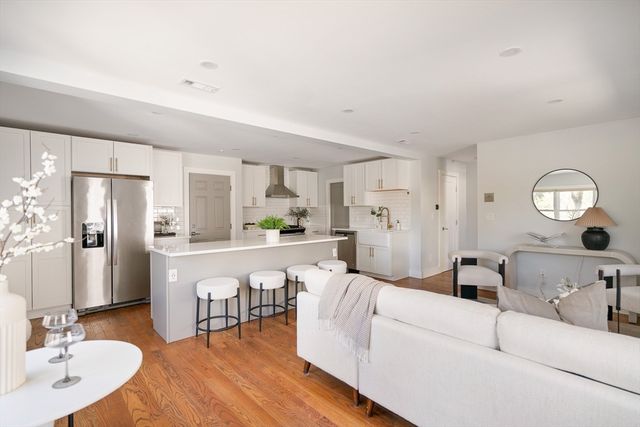 31 Harrison St B, Boston, MA 02131