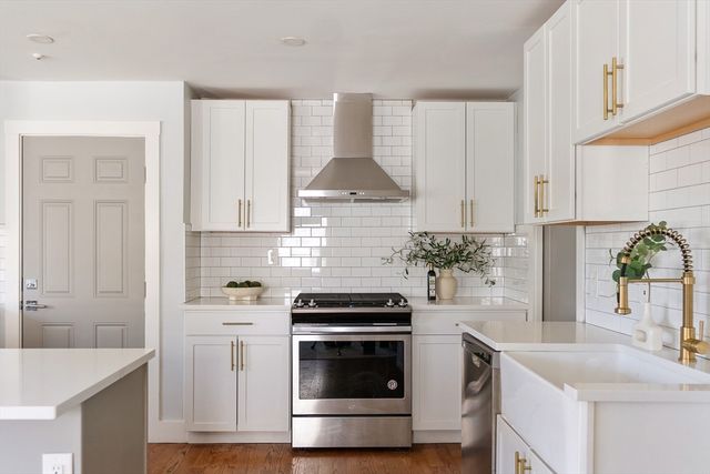 31 Harrison St B, Boston, MA 02131