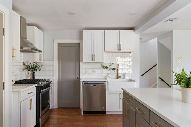 31 Harrison St B, Boston, MA 02131