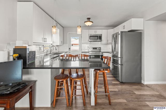 6118 Patterson Street, Omaha, NE 68117