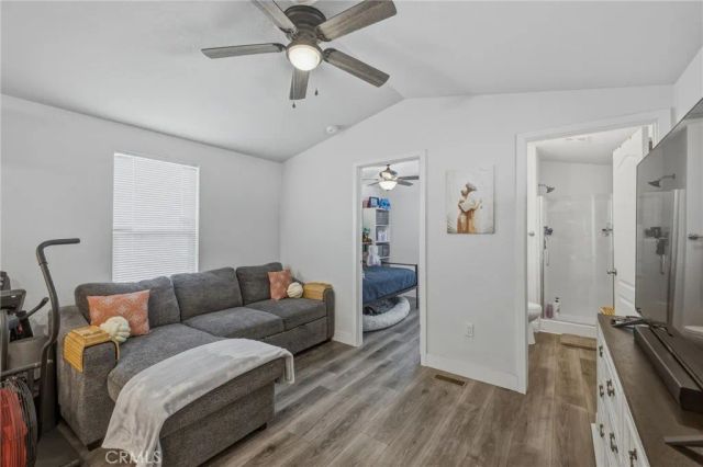 9873 Alder 4, Bloomington, CA 92316