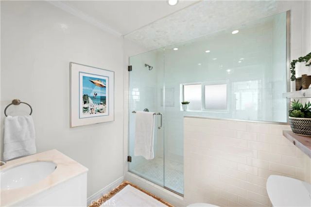 283 Fairview Street, Laguna Beach, CA 92651