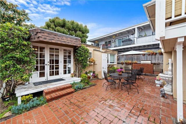 283 Fairview Street, Laguna Beach, CA 92651