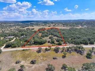 2124 Francisco, Canyon Lake, TX 78133