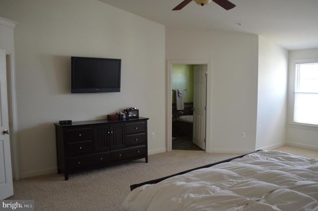 2070 CRESCENT MOON CT, Woodstock, MD 21163